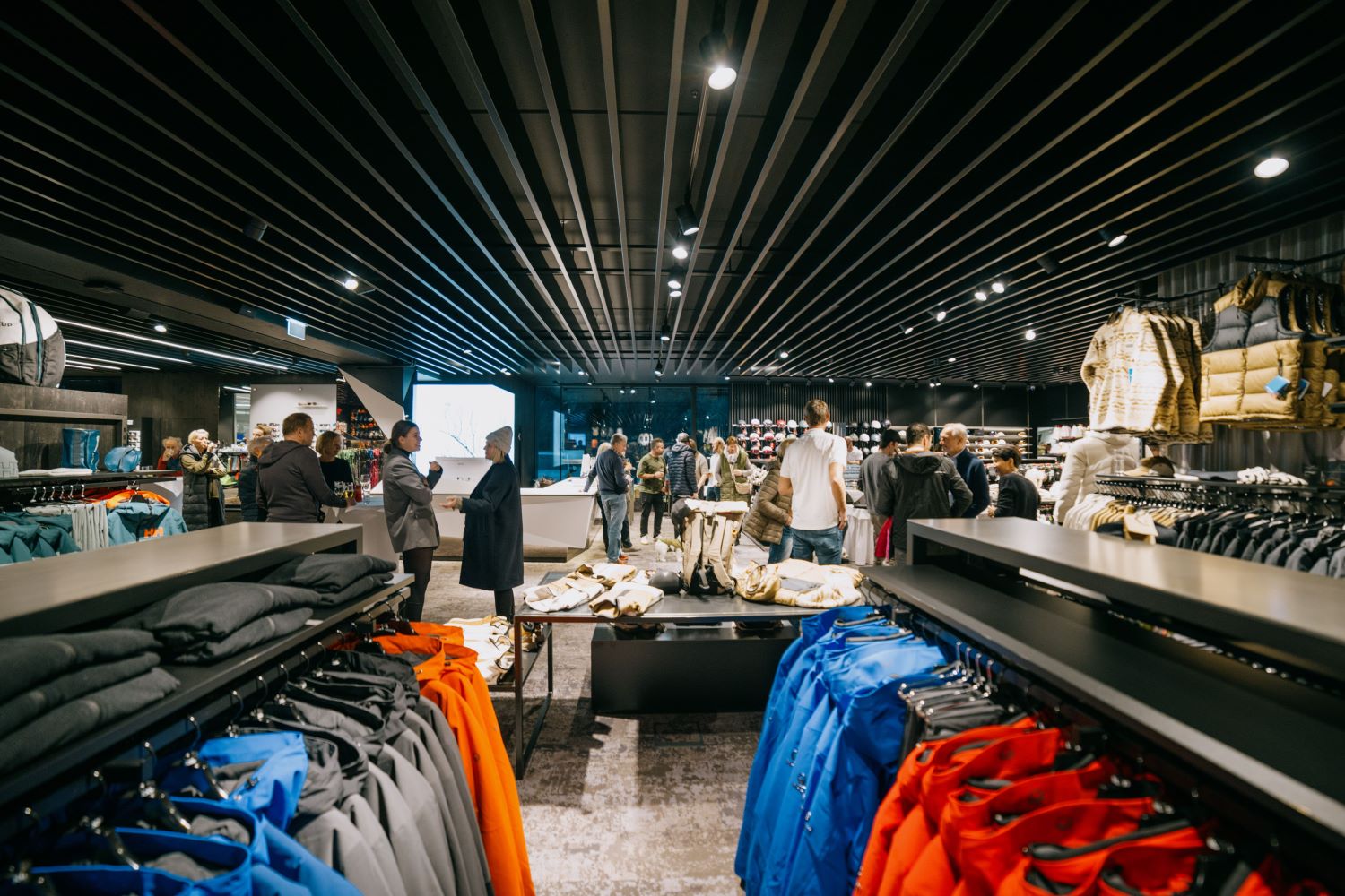 Sportmode und Sportausrüstung shoppen