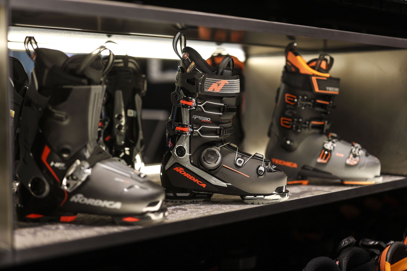 Bootfitting vom Profi direkt an der Talstation